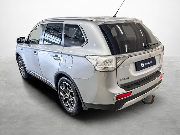 Mitsubishi Outlander 3 of 30