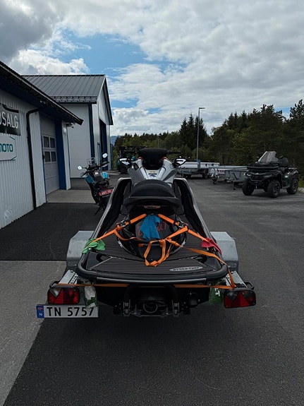 Kawasaki Jet ski sx-r 160 20 of 20