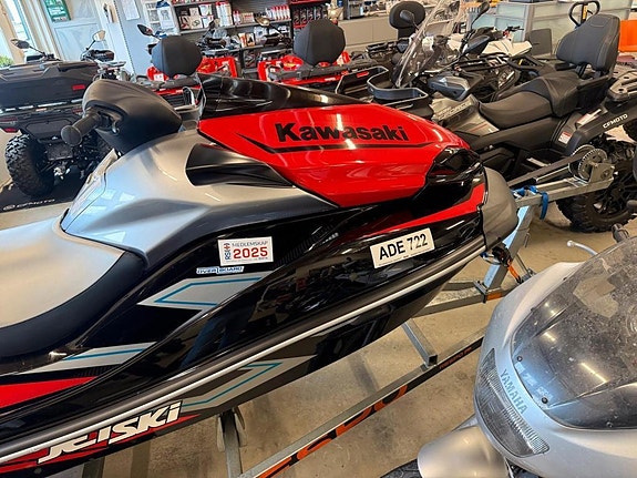 Kawasaki Jet ski sx-r 160 16 of 20