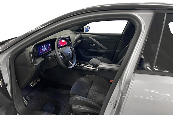 Opel Astra 8 of 25