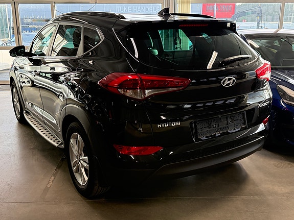 Hyundai Tucson 7 of 30