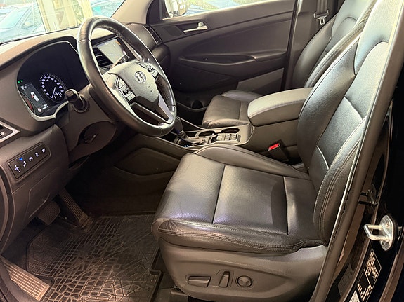 Hyundai Tucson 11 of 30