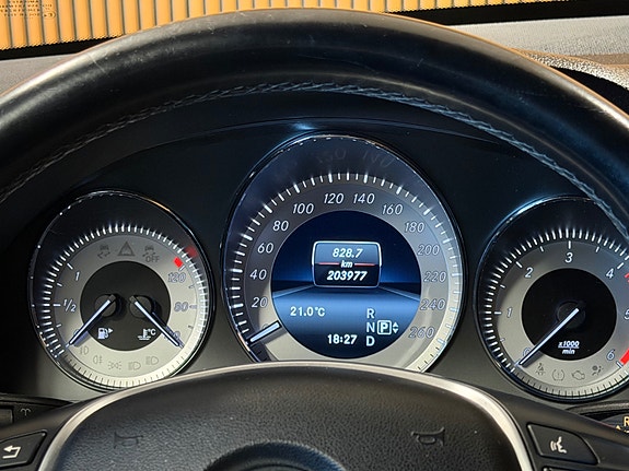 Mercedes-Benz GLK220 20 of 24