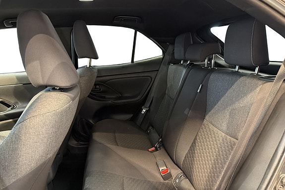 Toyota Yaris Cross 17 of 23