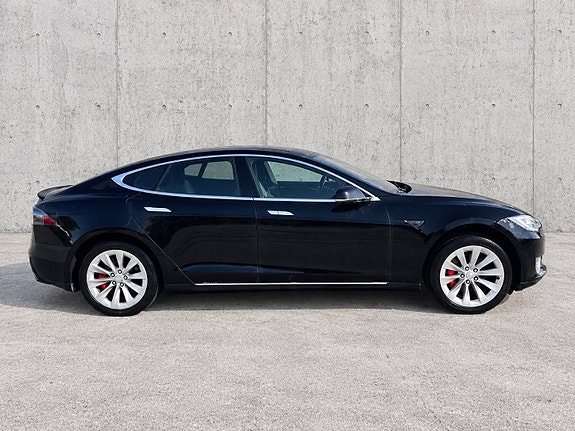 Tesla Model S 6 of 20