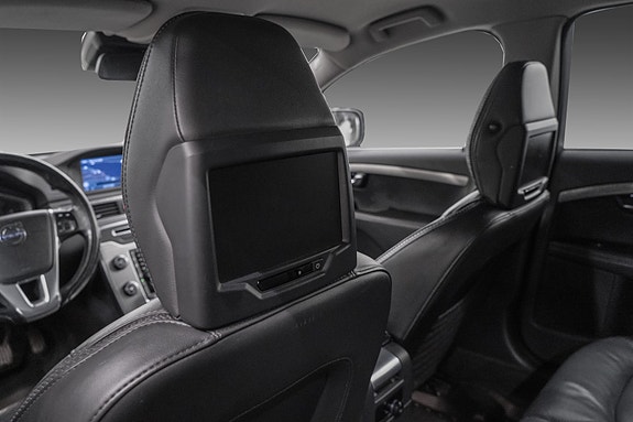 Volvo XC70 15 of 30