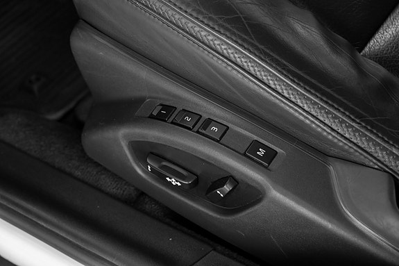 Volvo XC70 30 of 30