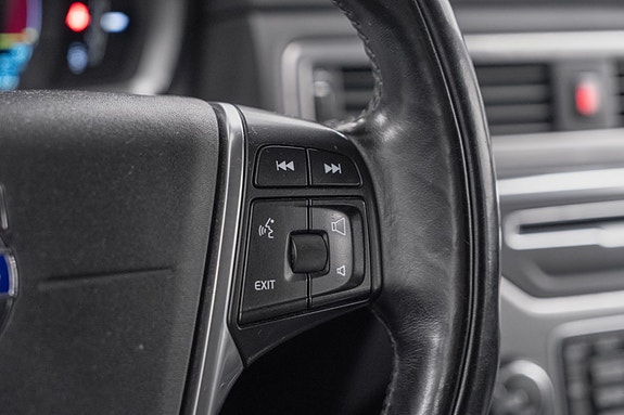 Volvo XC70 12 of 30