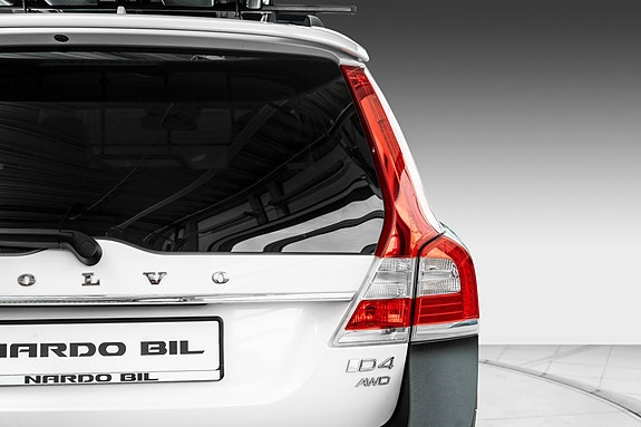 Volvo XC70 9 of 30