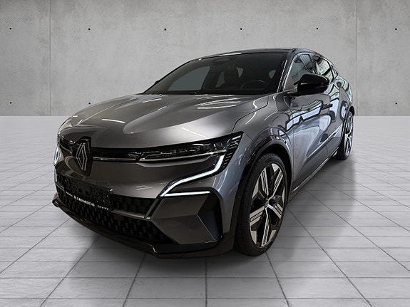 Renault Megane E-Tech 2 of 12