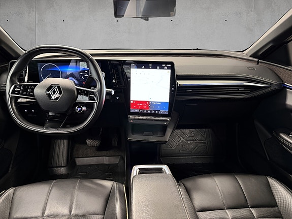 Renault Megane E-Tech 6 of 12