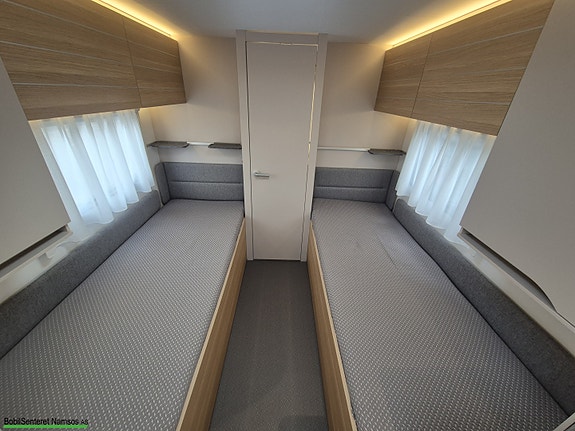Adria Adora 613 HT/Sykkelstativ/Bad i bakvegg 21 of 30