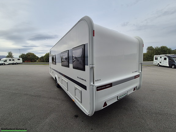 Adria Adora 613 HT/Sykkelstativ/Bad i bakvegg 5 of 30