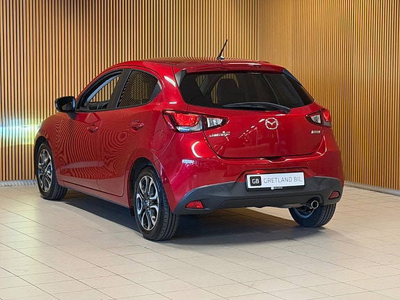Mazda 2 6 of 21