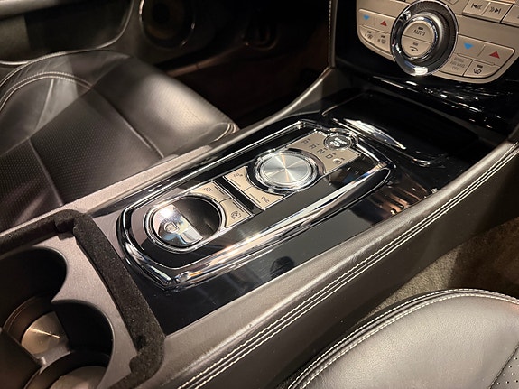 Jaguar XK 27 of 30