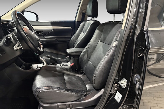 Mitsubishi Outlander 9 of 15