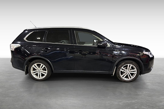 Mitsubishi Outlander 4 of 15