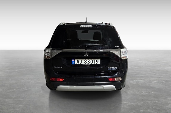 Mitsubishi Outlander 6 of 15