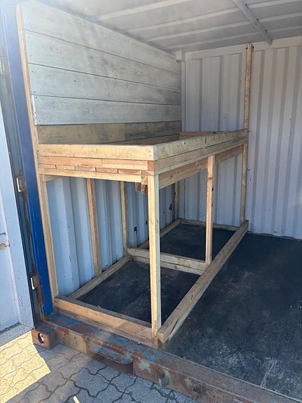 Container 6 of 6