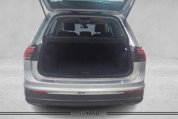 Volkswagen Tiguan 18 of 30