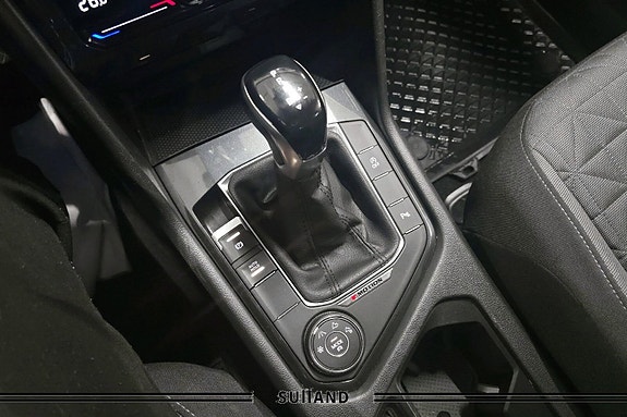 Volkswagen Tiguan 24 of 30