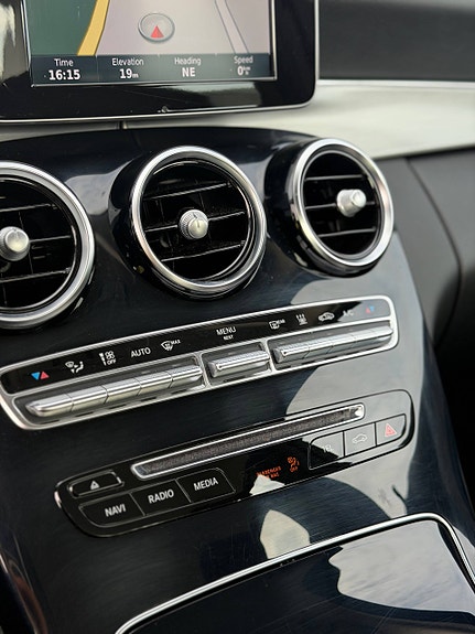 Mercedes-Benz C350 e 15 of 24