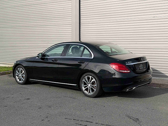 Mercedes-Benz C350 e 5 of 24