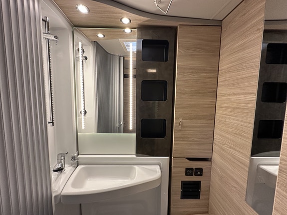 Knaus Van TI Plus 650 MEG Platinum Selection I 4x4 I Alde I Automat I Fullspekket kvalitetsbobil! 30 of 30