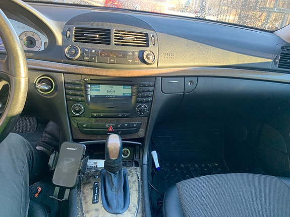 Mercedes-Benz E220 d 8 of 10