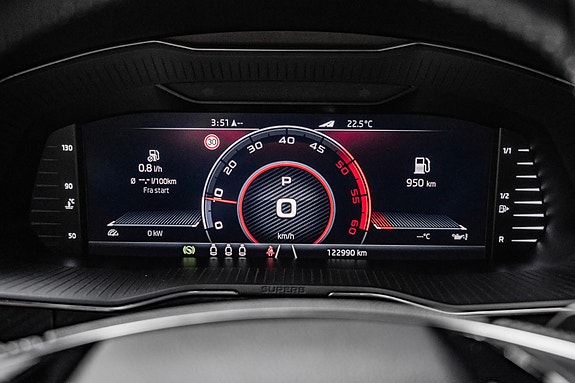 Skoda Superb 18 of 30