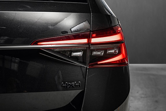 Skoda Superb 8 of 30