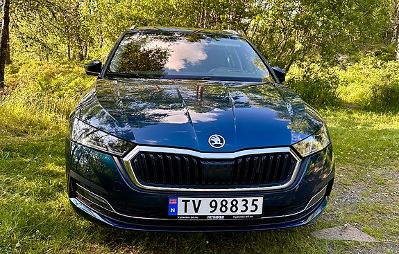 Skoda Octavia 2 of 15
