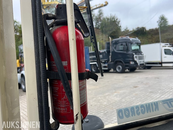 Nissan FGU02A30U gaffeltruck - 3.000 kg - 3,7 m 18 of 30