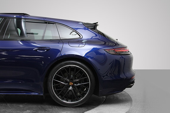 Porsche Panamera 11 of 30