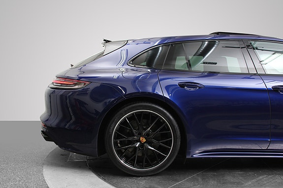 Porsche Panamera 8 of 30