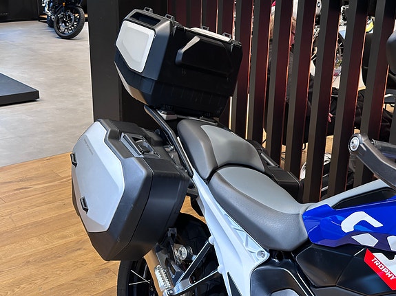 BMW R 1300 GS "Fullutstyrt" med koffertsett 3 of 10