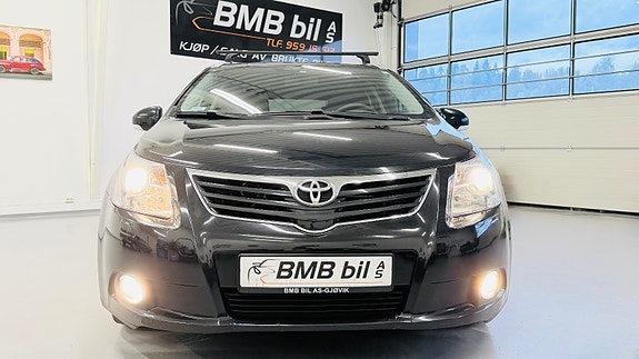Toyota Avensis 9 of 30