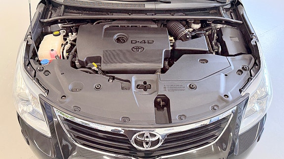 Toyota Avensis 10 of 30
