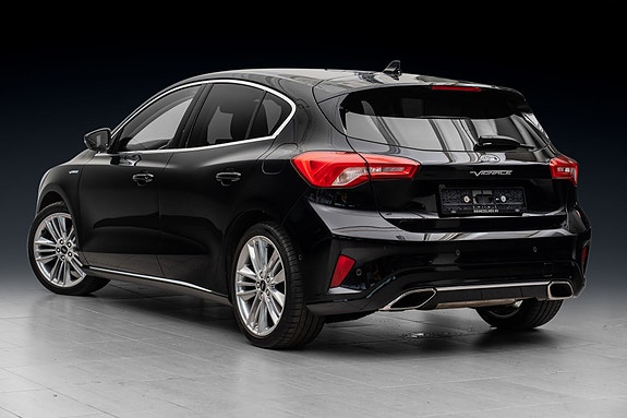 Ford Focus 2 of 22