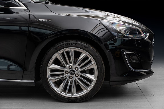 Ford Focus 8 of 22
