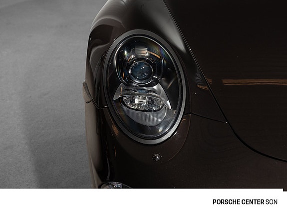 Porsche 911 15 of 30