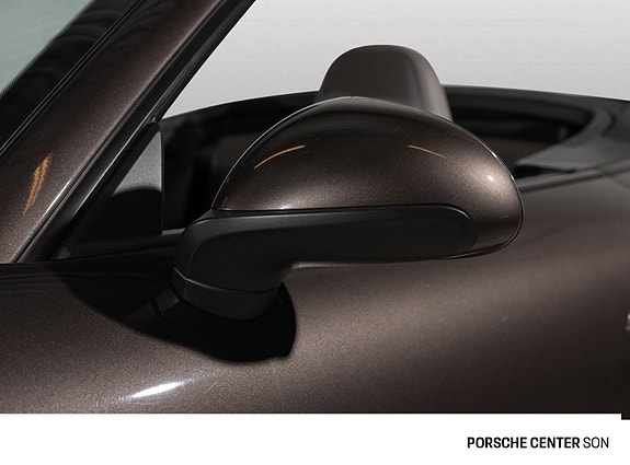 Porsche 911 11 of 30