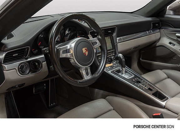 Porsche 911 5 of 30