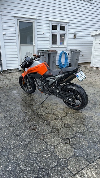 KTM 790 Duke 3 of 7