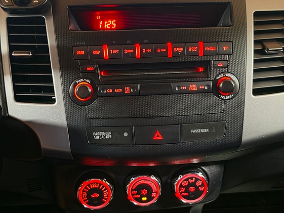 Mitsubishi Outlander 26 of 30