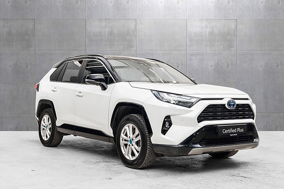 Toyota RAV4 5 of 22