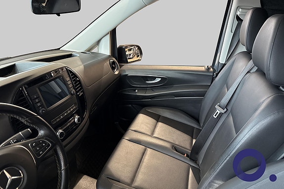 Mercedes-Benz Vito 119 14 of 19