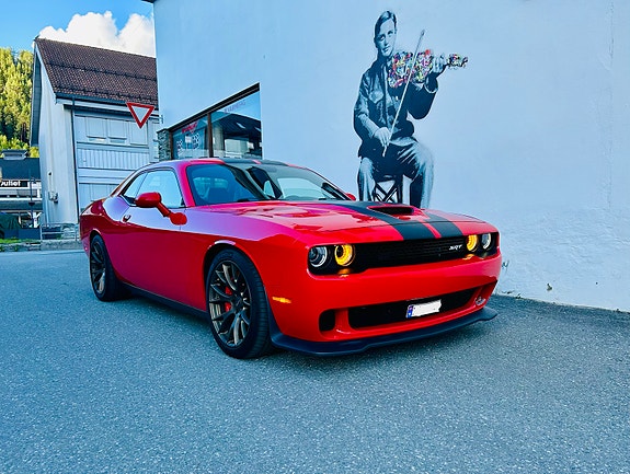 Dodge Challenger 14 of 29