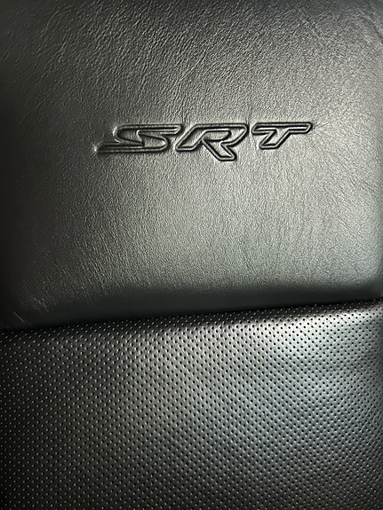 Dodge Challenger 12 of 29