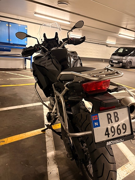 BMW F 850 GS Adventure 7 of 9